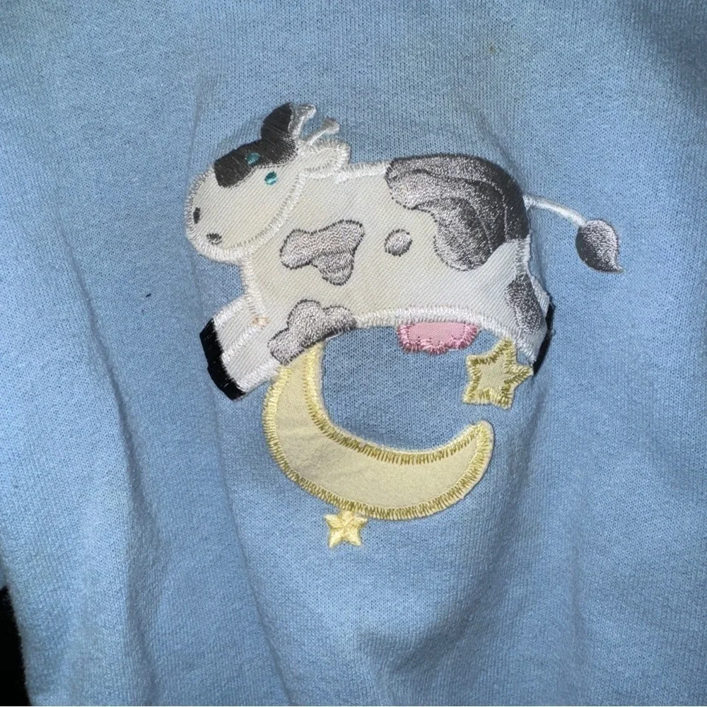 90s Vintage sweater cow jumping over the moon appliqué embroidered toddler knit
